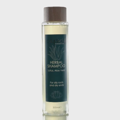 Shampooing herbal pour cuir chevelu gras et pointes sèches, sans sulfates, 300 ml.